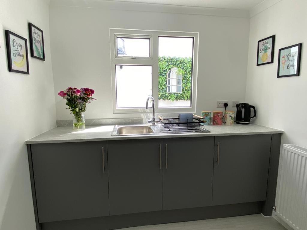 Kemptown Courtyard Apartment Brighton ภายนอก รูปภาพ